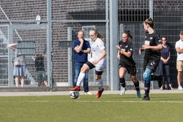 Bild 239 - wBJ Alstertal-Langenhorn - SV Henstedt-Ulzburg : Ergebnis: 4:1